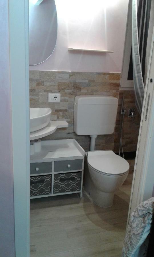 Lucinasco Agriturismo Nonni Devia מראה חיצוני תמונה