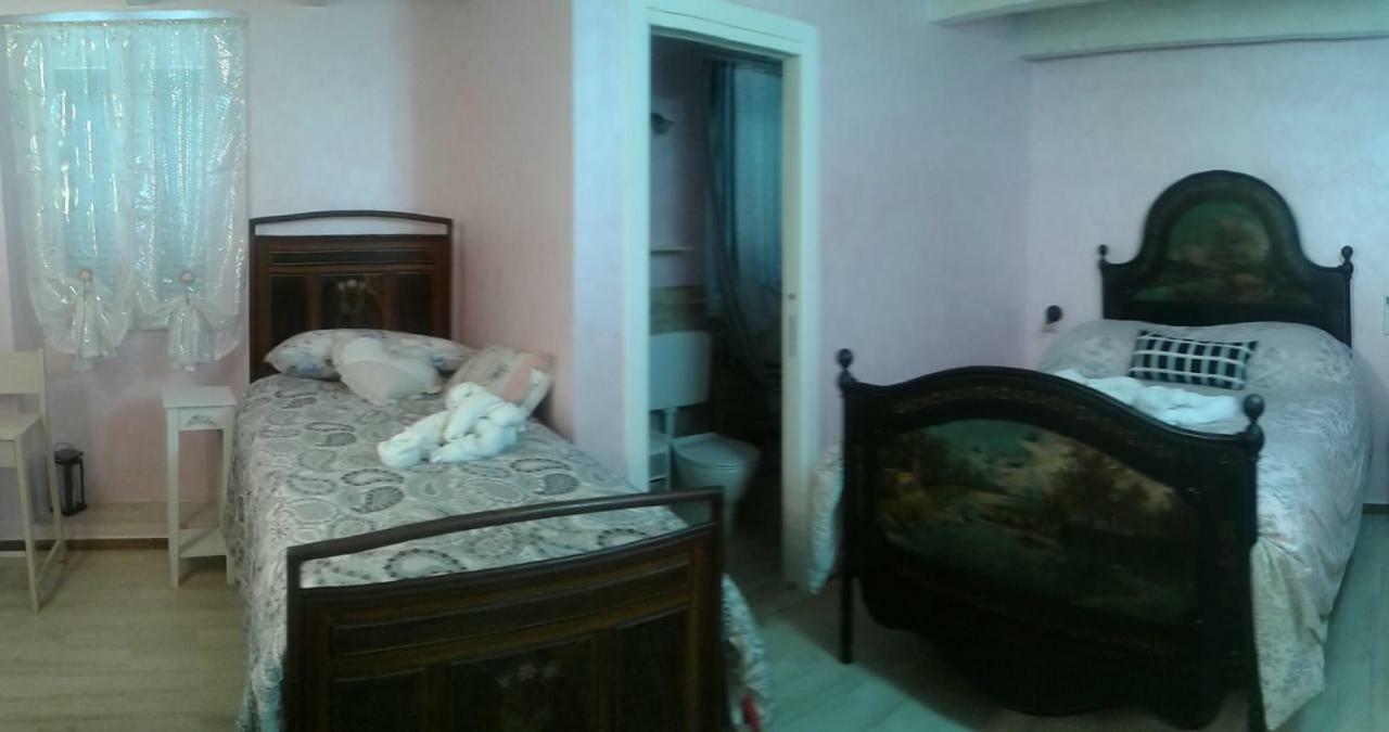 Lucinasco Agriturismo Nonni Devia מראה חיצוני תמונה